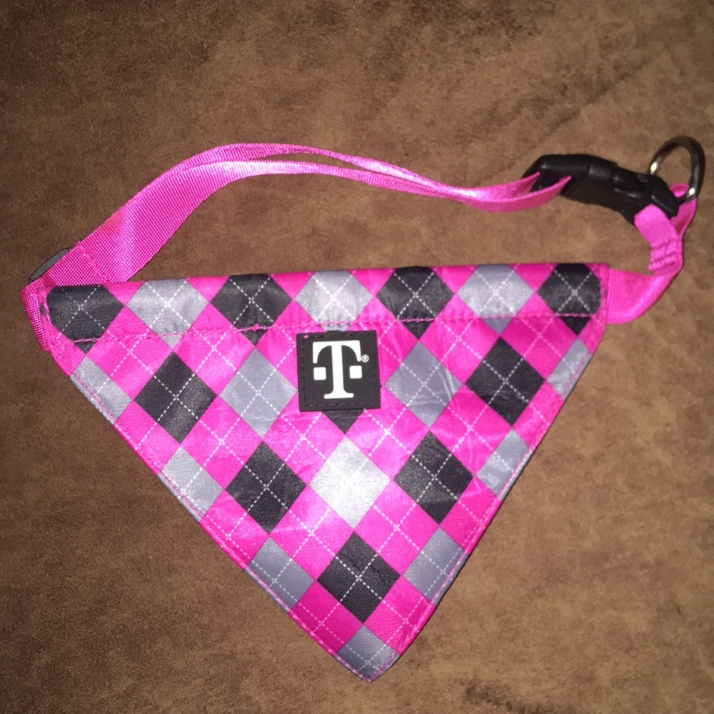 T Mobile Plaid Bandana Dog Collar